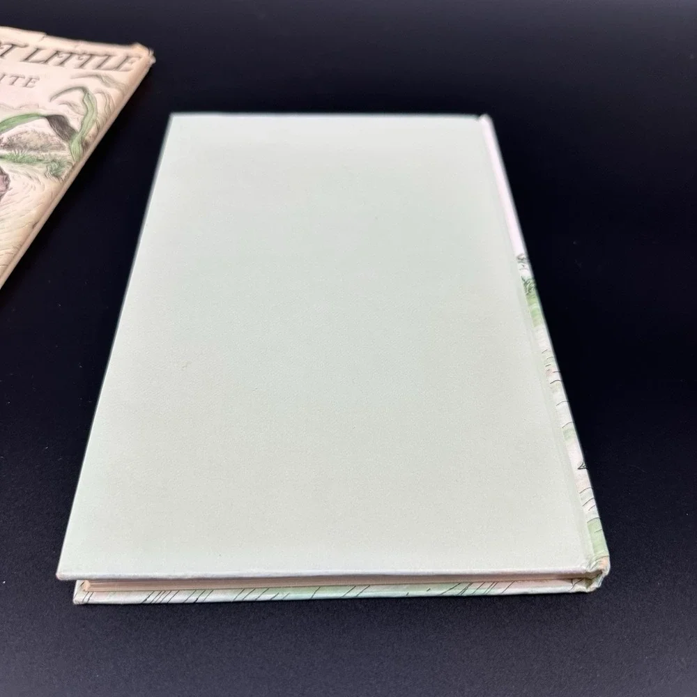 Stuart Little‎ 1945 White E. B. First Edition Early Printing with Dust Jacket